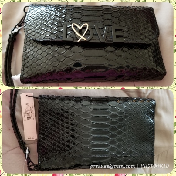 Victoria's Secret Handbags - Victoria's Secret LOVE Black Wrist Clutch Wallet